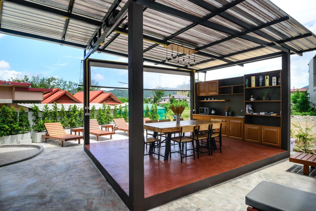 โอเชียน 12 ชิก โฮเต็ล Apartment Phuket ภายนอก รูปภาพ