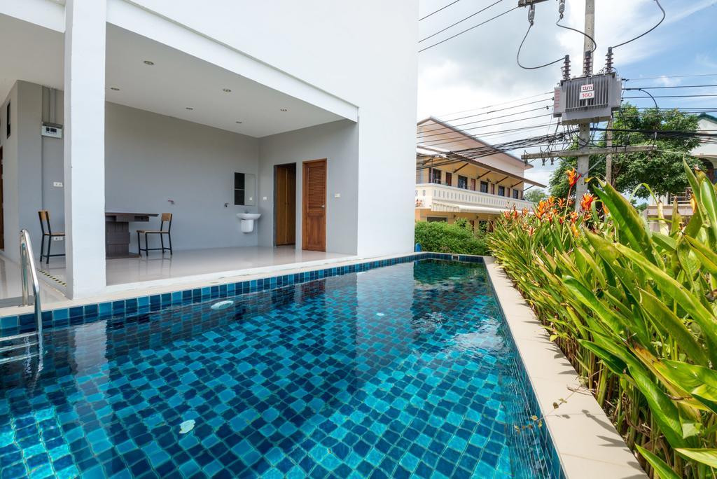 โอเชียน 12 ชิก โฮเต็ล Apartment Phuket ภายนอก รูปภาพ